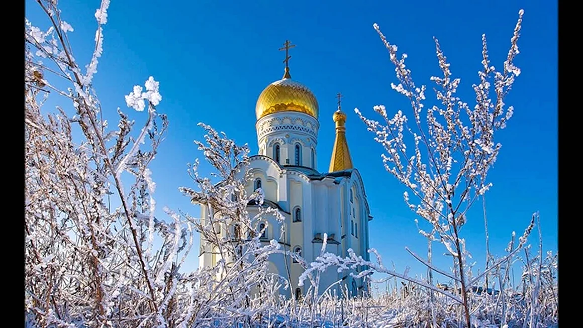 Церкви весной в Пасху