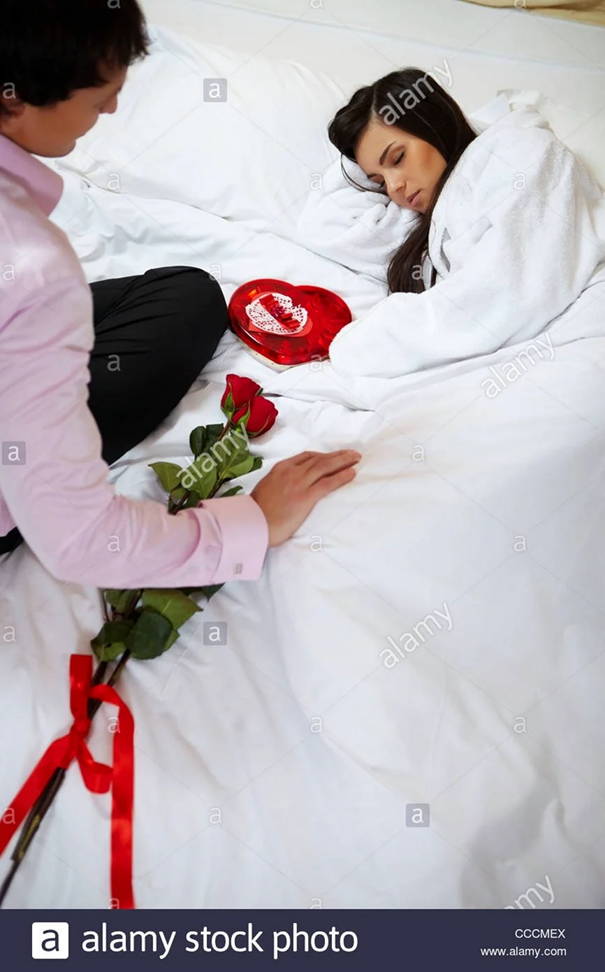 Цветы в постель любимой