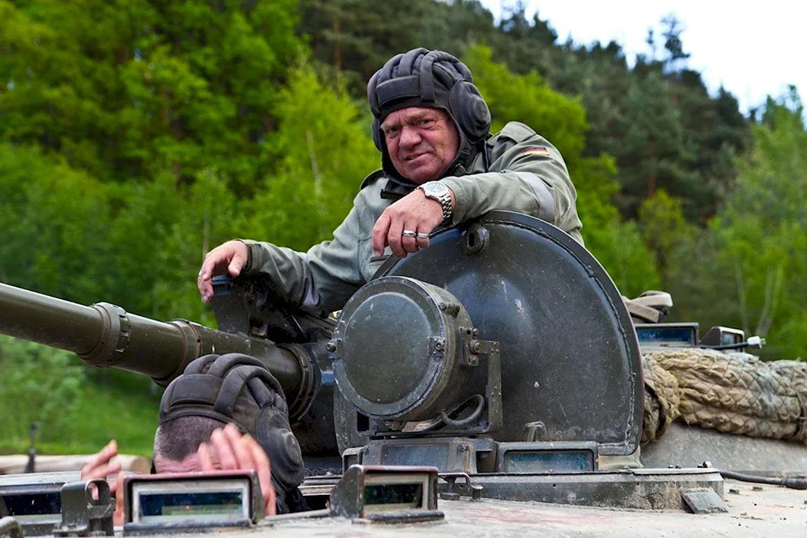 УДО Диркшнайдер на танке
