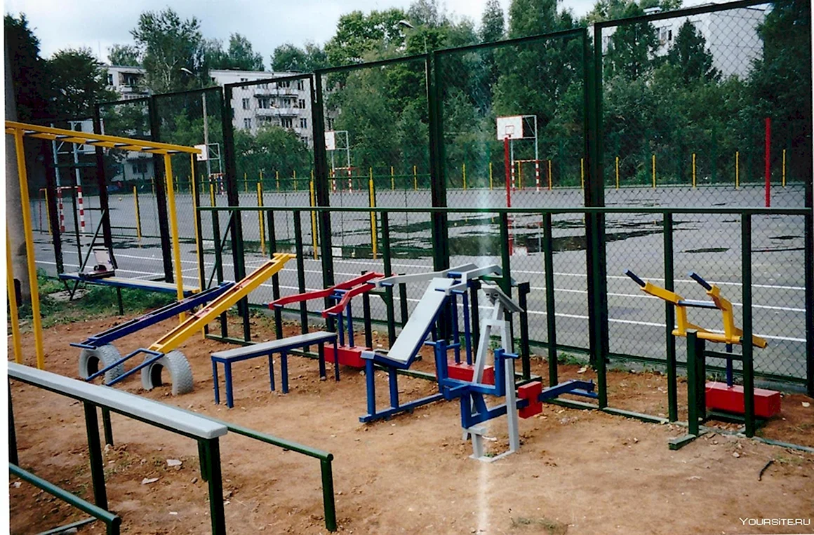 Умная спортивная площадка