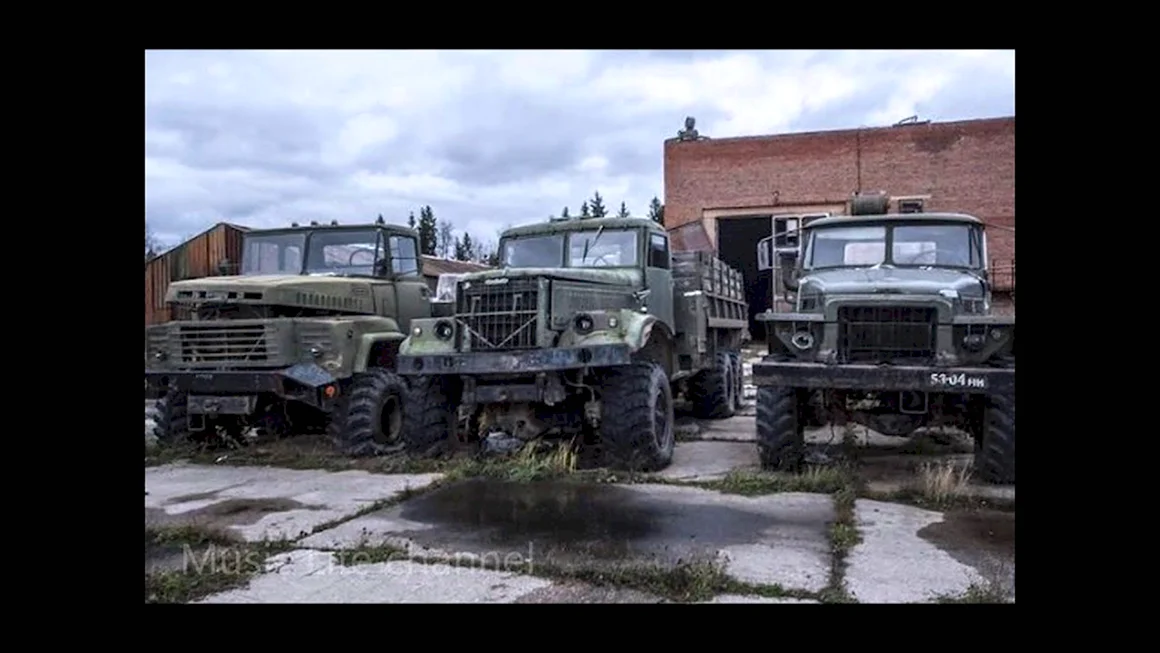 Урал и КРАЗ 255