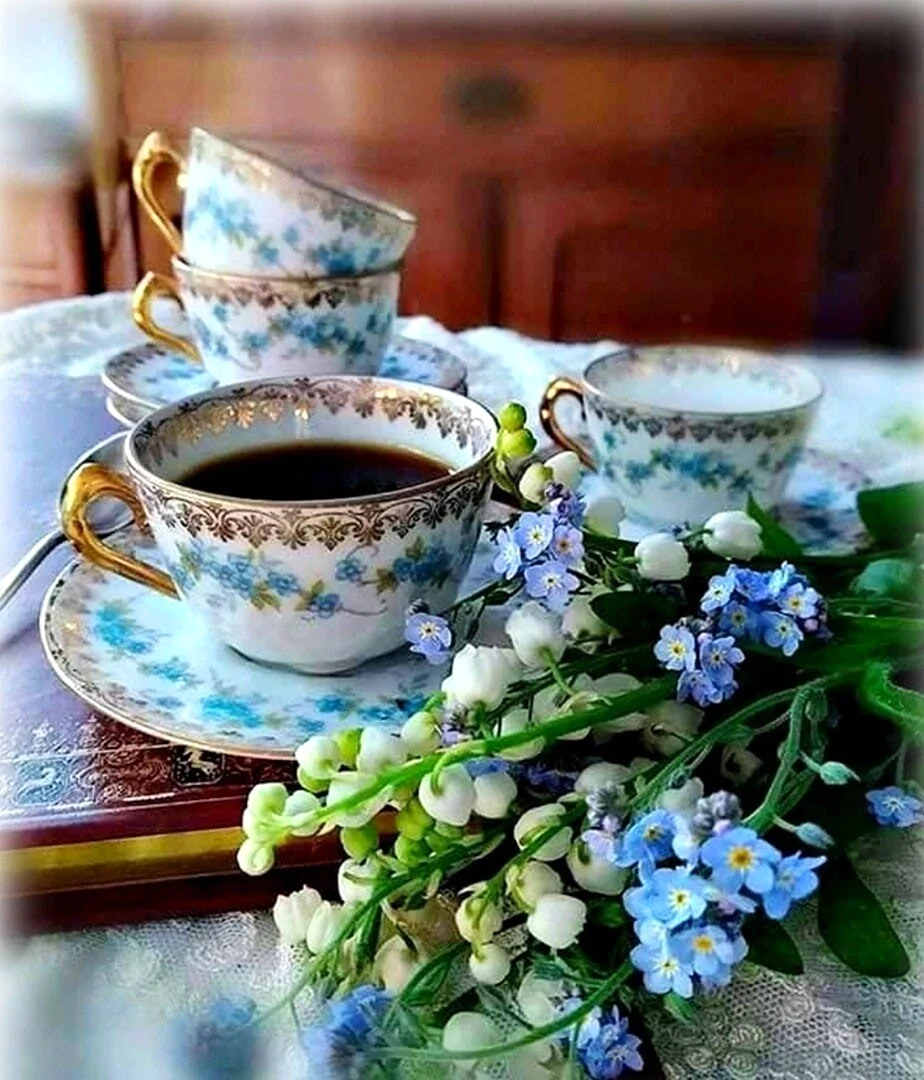 Утреннее чаепитие
