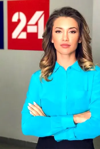 Ведущая Россия 24 Екатерина