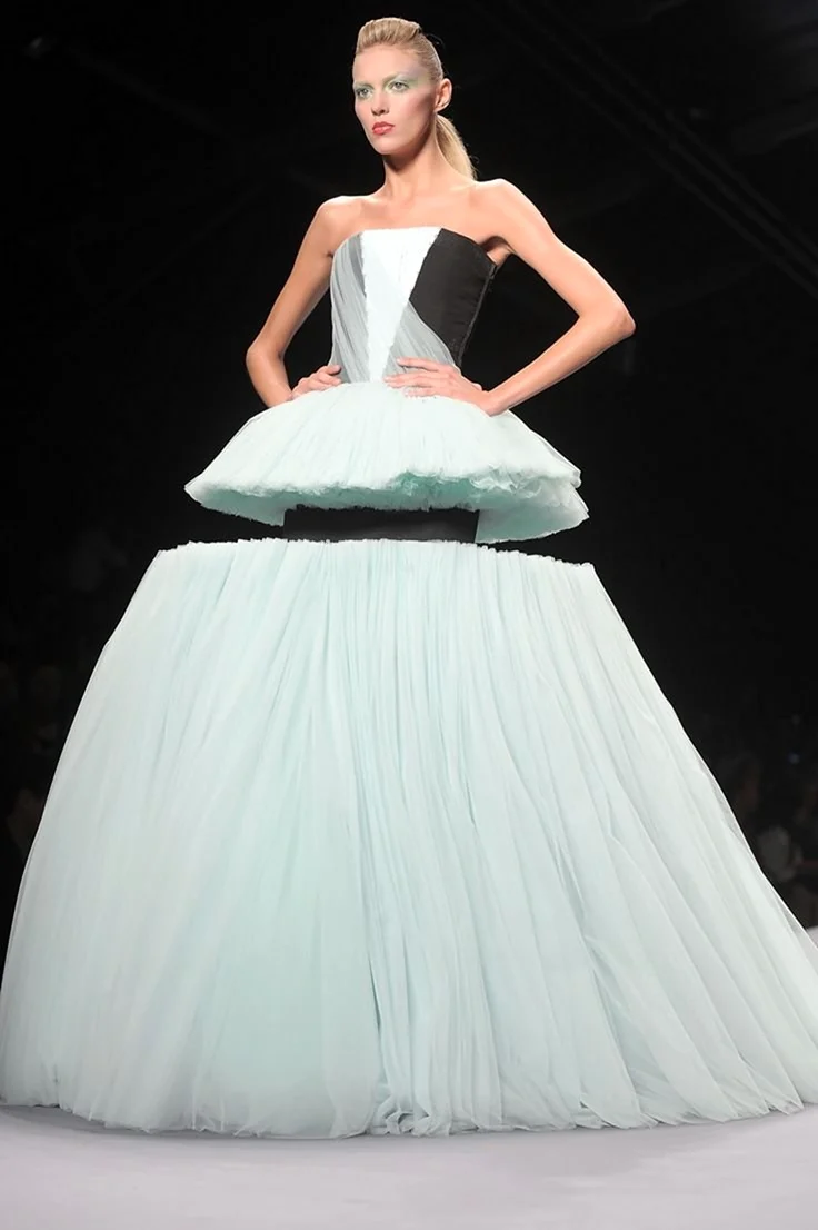 Viktor Rolf платья