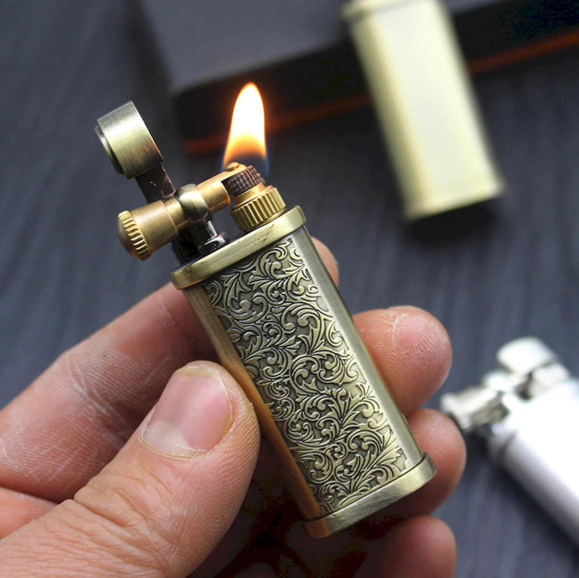 Винтажная зажигалка для трубки