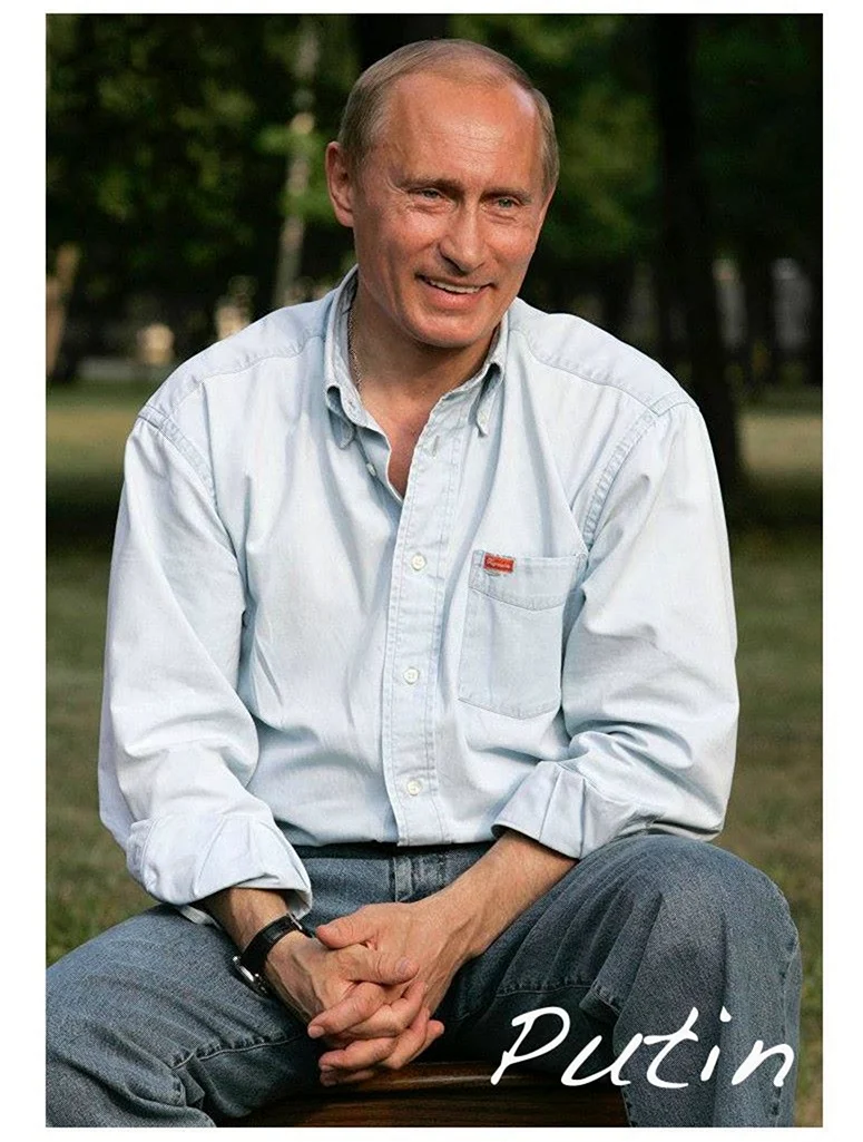 Владимир Путин без галстука