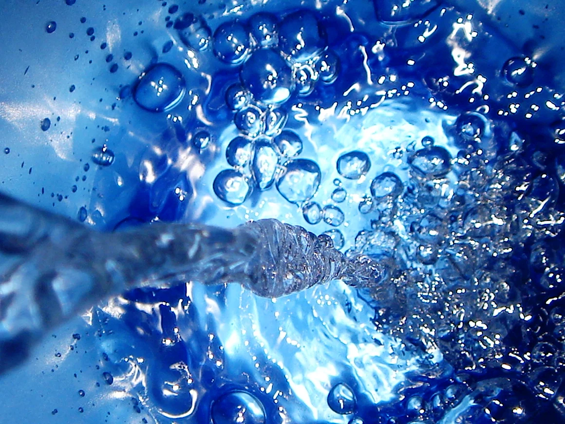 Вода