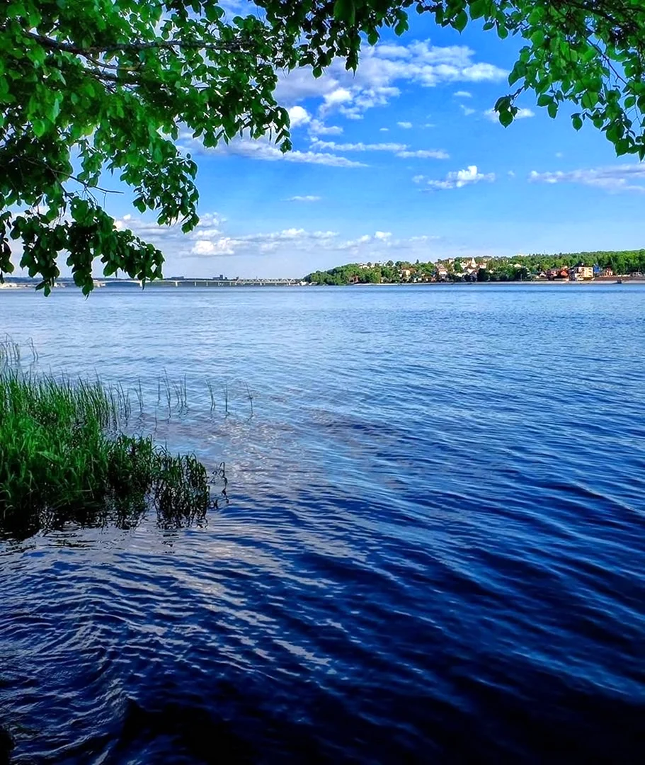 Волга река