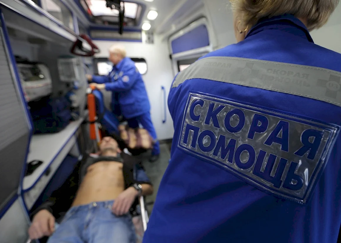 Врач скорой помощи