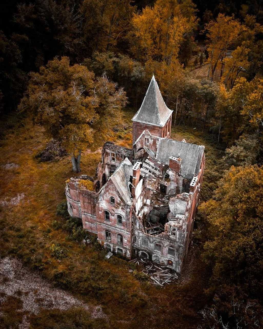 Заброшенный замок Хрящевское шоссе