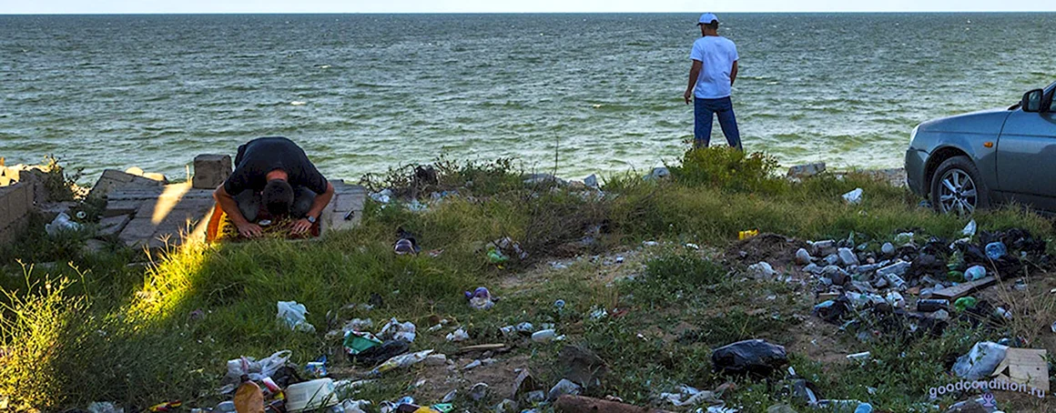 Загрязненный Каспийское море
