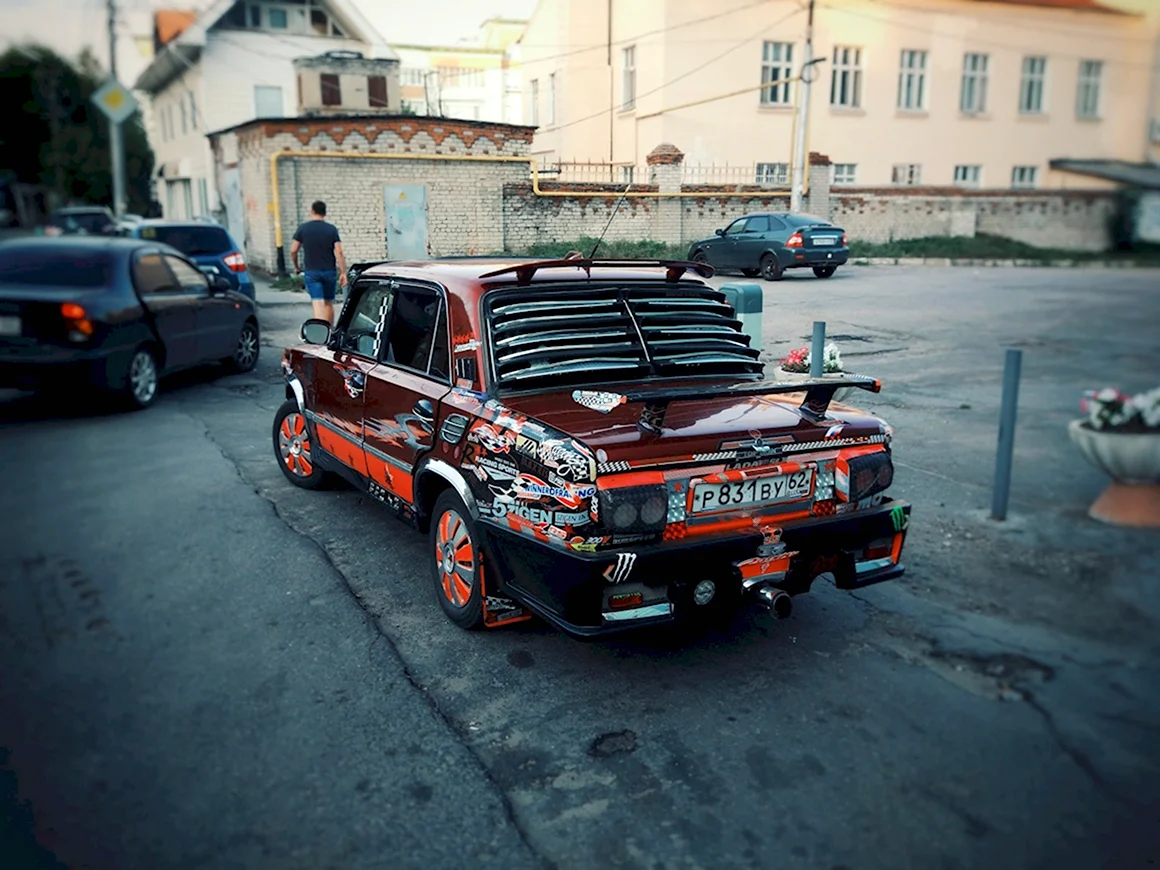 Затюненый ВАЗ 2107