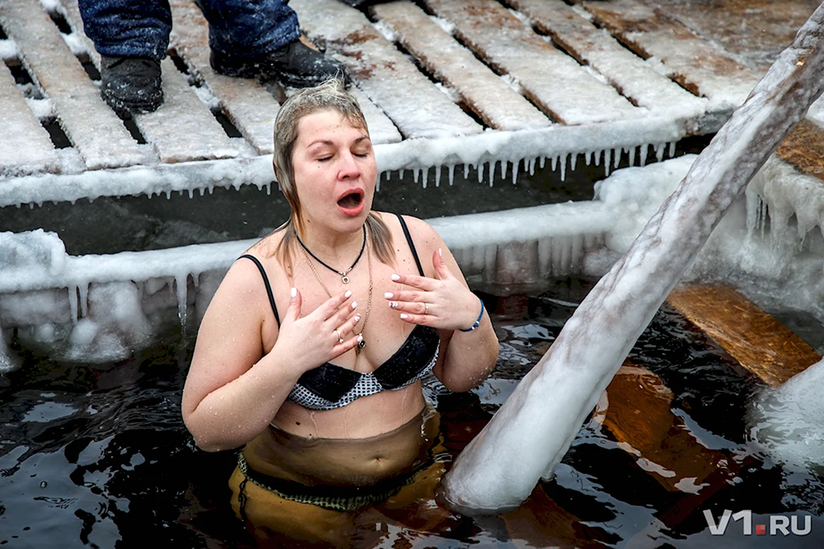 Женщины в купели