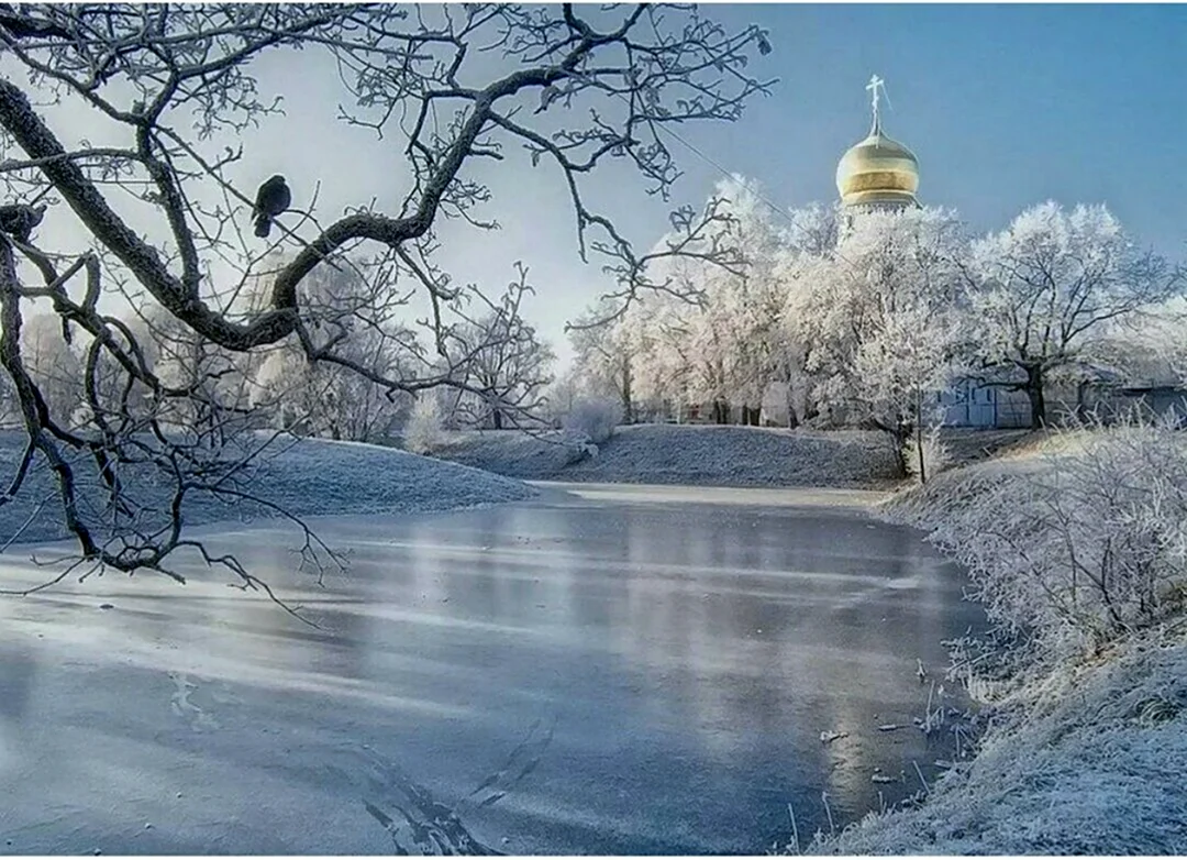 Зима река храм