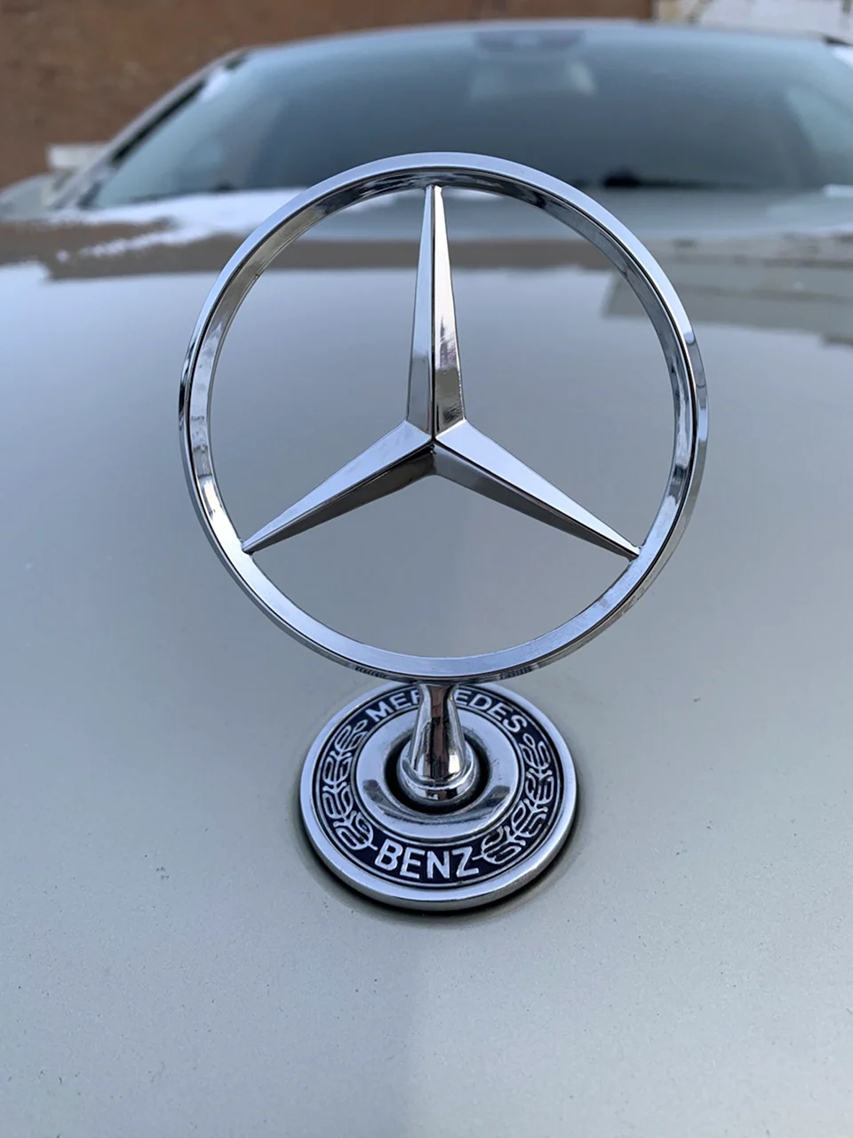 Значок Мерседес w212