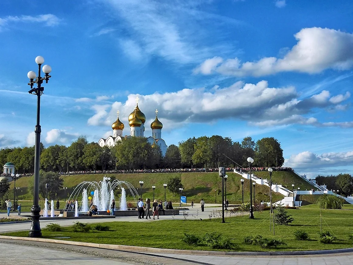Золотое кольцо России Ярославль Волжская набережная